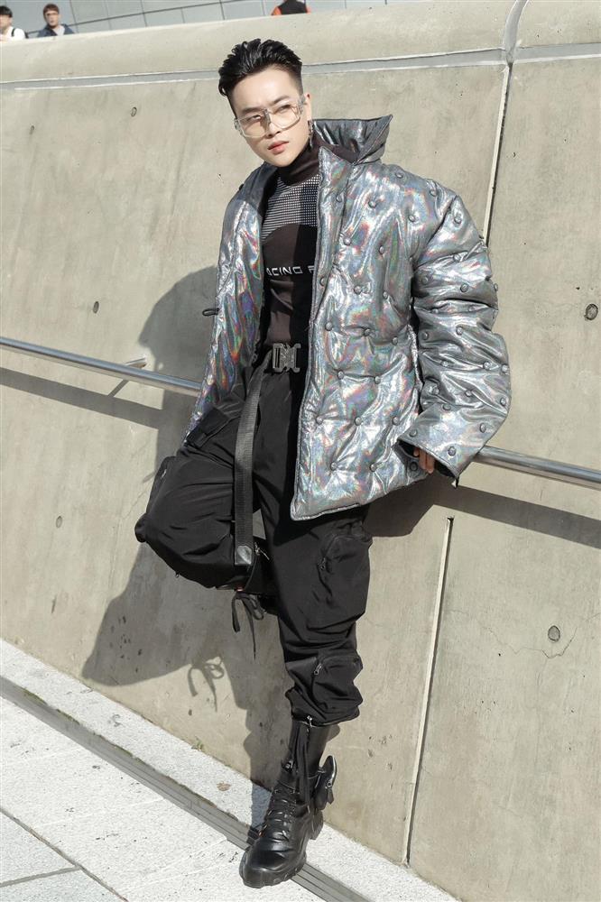 Cuộc sống chanh sả của TiTi, xe hơi nhiều như cơm bữa-15