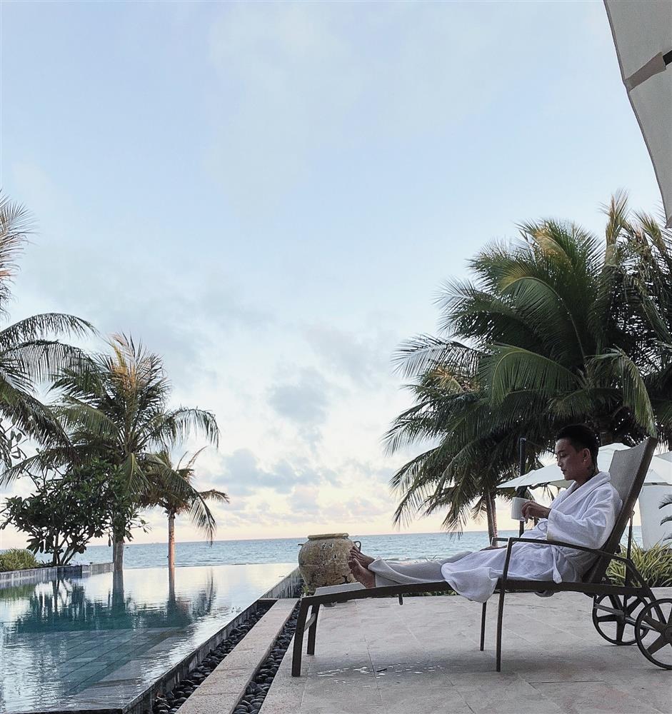 Cuộc sống chanh sả của TiTi, xe hơi nhiều như cơm bữa-19