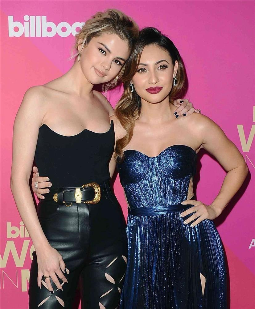 Vì sao tình bạn thập kỷ của Selena Gomez và bạn thân hiến thận tan vỡ?-4