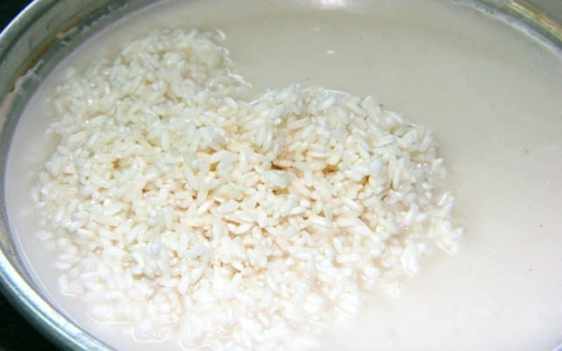 Thêm vài hạt muối khi vo gạo đem lại lợi ích tuyệt vời-2