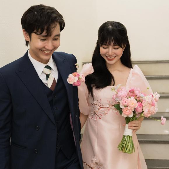 Mẫn Tiên khoe đăng ký kết hôn, trở thành vợ hợp pháp ca sĩ Key-4