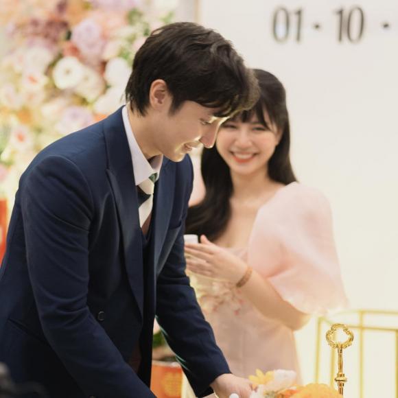 Mẫn Tiên khoe đăng ký kết hôn, trở thành vợ hợp pháp ca sĩ Key-6