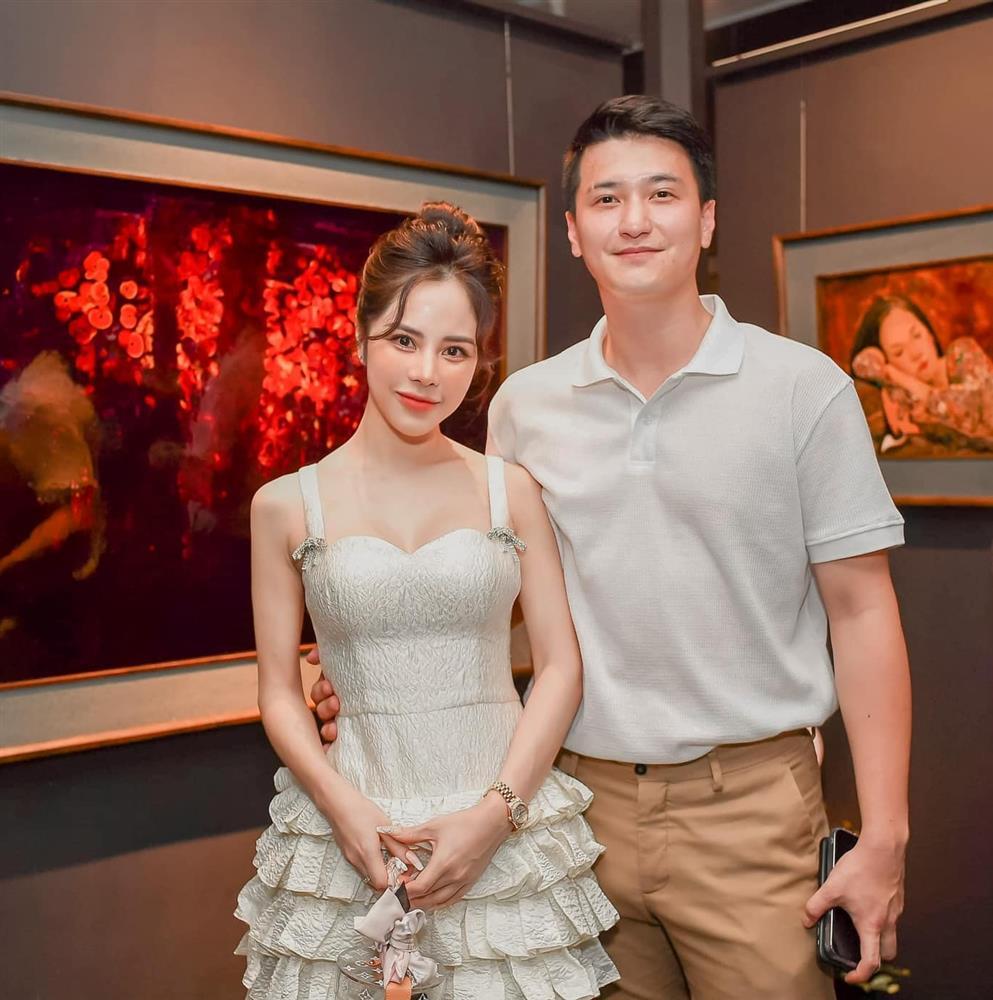 Tin showbiz Việt ngày 8/11: Bạn gái Huỳnh Anh nhắc đến cưới và sinh con-2