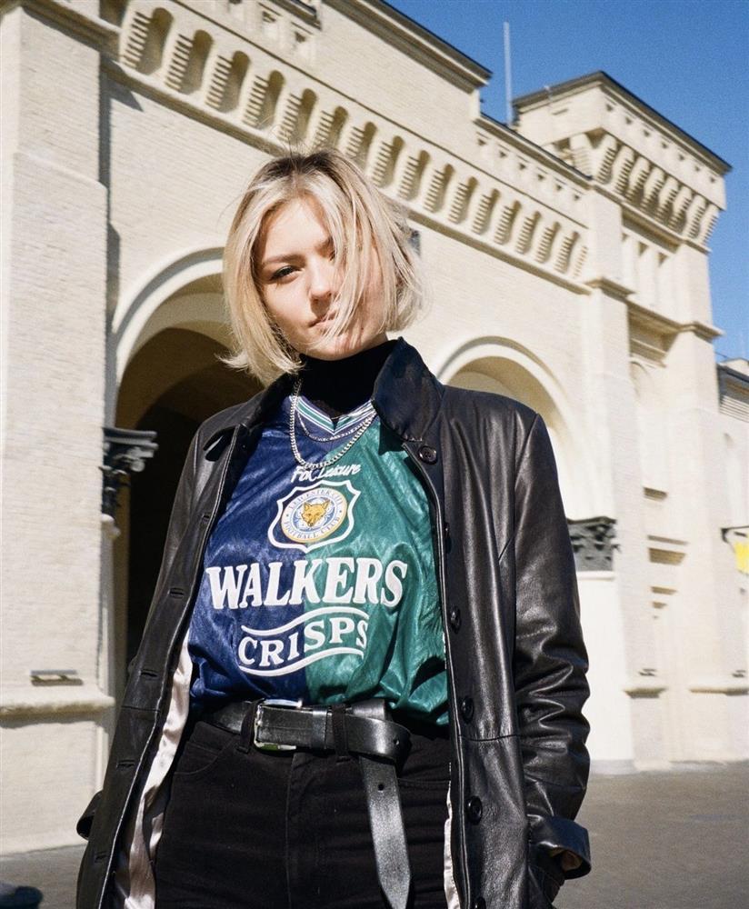 Những món đồ xu hướng Y2K mang phong cách hoài niệm-4