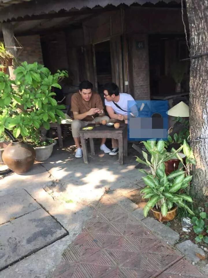 Diễm My 9X mừng sinh nhật bạn trai, netizen để ý cặp nam - nam-9