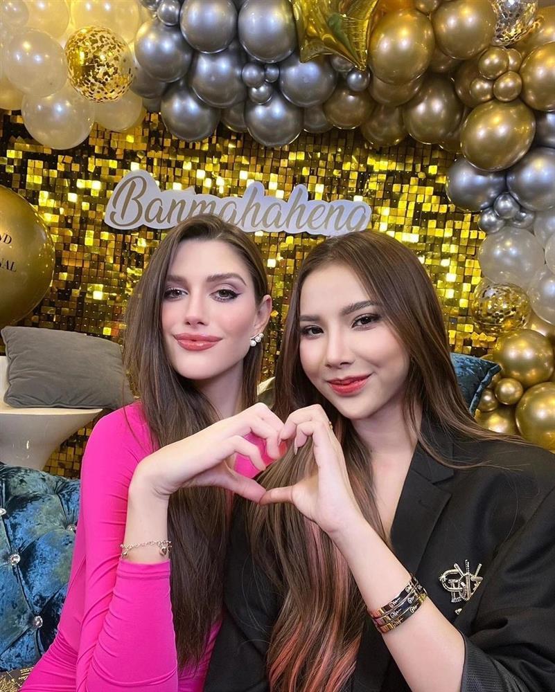Top 10 Miss Grand 2022 gây tranh cãi vì livestream bán vàng-2