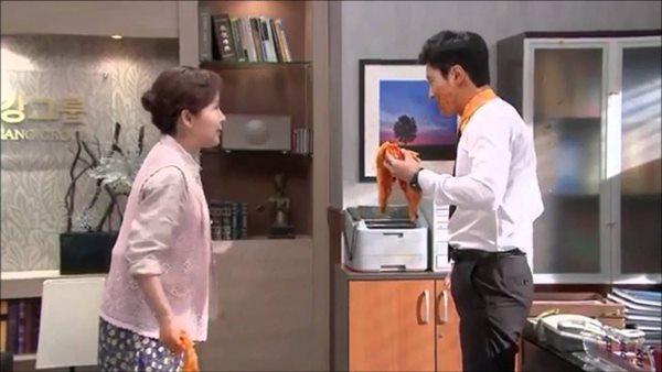 Đằng sau cú tát nổi tiếng màn ảnh Hàn: Nam chính khổ sở vì đàn chị quá nhập tâm-2