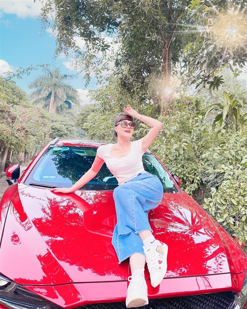 Tin showbiz Việt ngày 9/11: Lê Dương Bảo Lâm đọ sắc anh em Vbiz-13