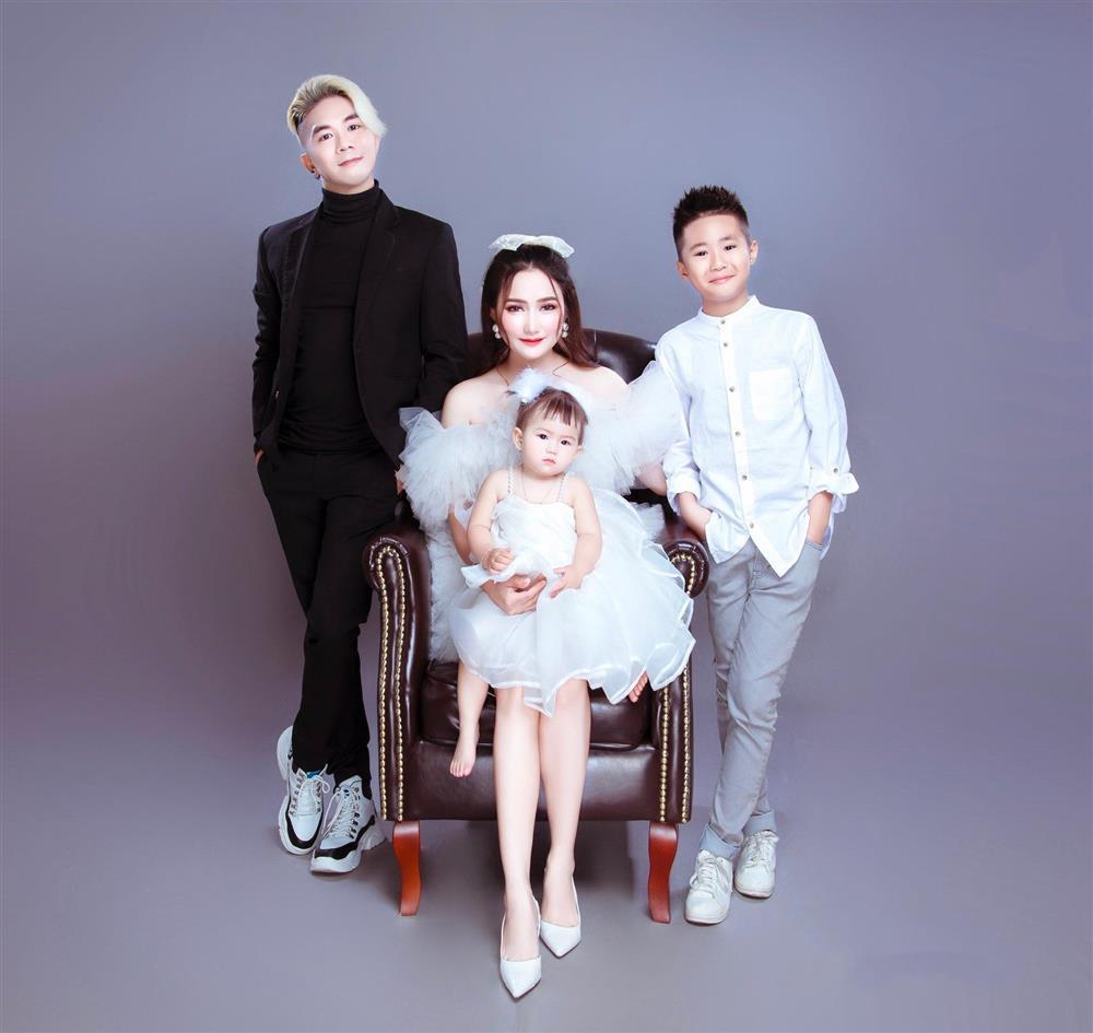 2 thành viên nhóm Huyền Thoại sau 17 năm: Khánh Trung đi hát trở lại-6