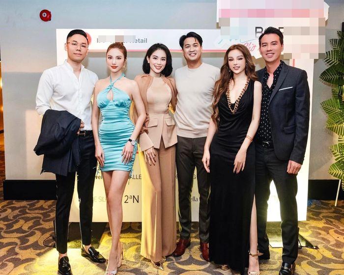 Loạt ảnh dính như sam của Linh Rin và hôn phu con nhà tỷ phú-11