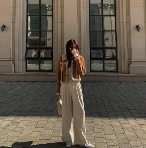 Mẫu áo khoác hack dáng cực đỉnh nhất định phải có trong mùa thu đông-3