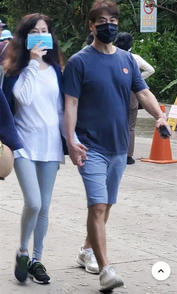 Không nhận ra ngọc nữ Quỳnh Dao Du Tiểu Phàm hiện tại-1