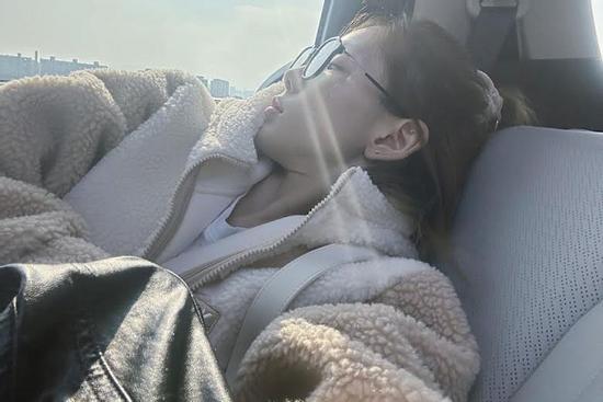 Fan lo lắng khi thấy Taeyeon (SNSD) nói về cái chết