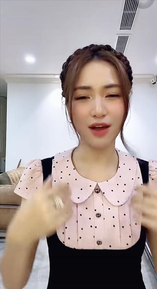 Hòa Minzy bán hàng online: tự phốt sản phẩm, hở ra là hát-1