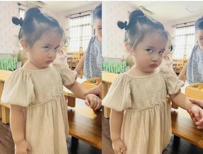 Con gái Lê Dương Bảo Lâm ra ngoài lườm bạn, khi về giành bà-7