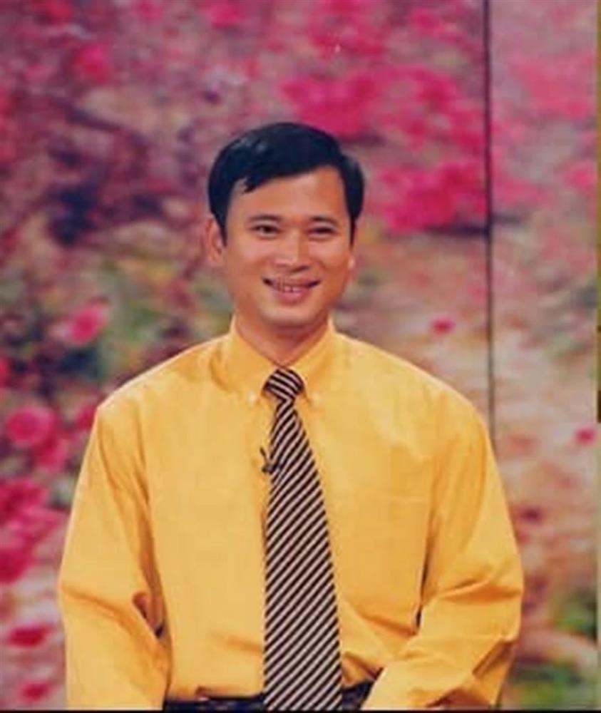 Bất ngờ hình ảnh hiện tại MC từng xin nghỉ hưu non ở VTV-1