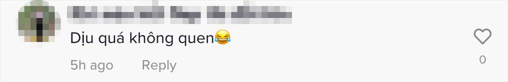 Phương Mỹ Chi hát tình cảm nhưng fan lại không dám nhìn mặt-5