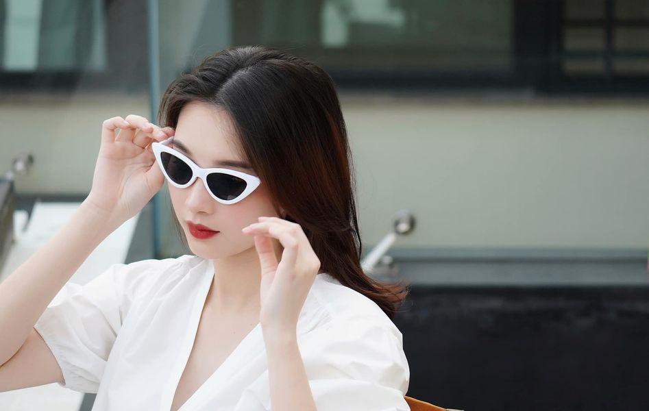 Đặng Thu Thảo khoe ảnh chồng chụp, hội chị em liên tục gato-16