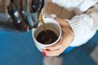 Uống cà phê khi đói có thể làm rối loạn nội tiết tố