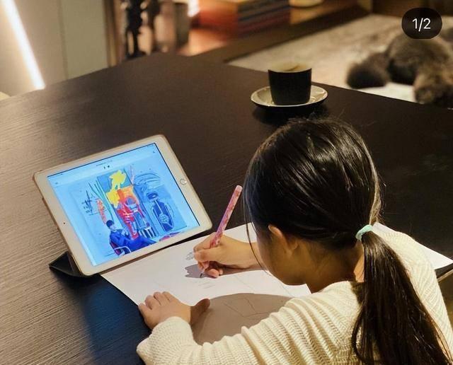 Hé lộ học phí trên trời của con gái Châu Kiệt Luân-3