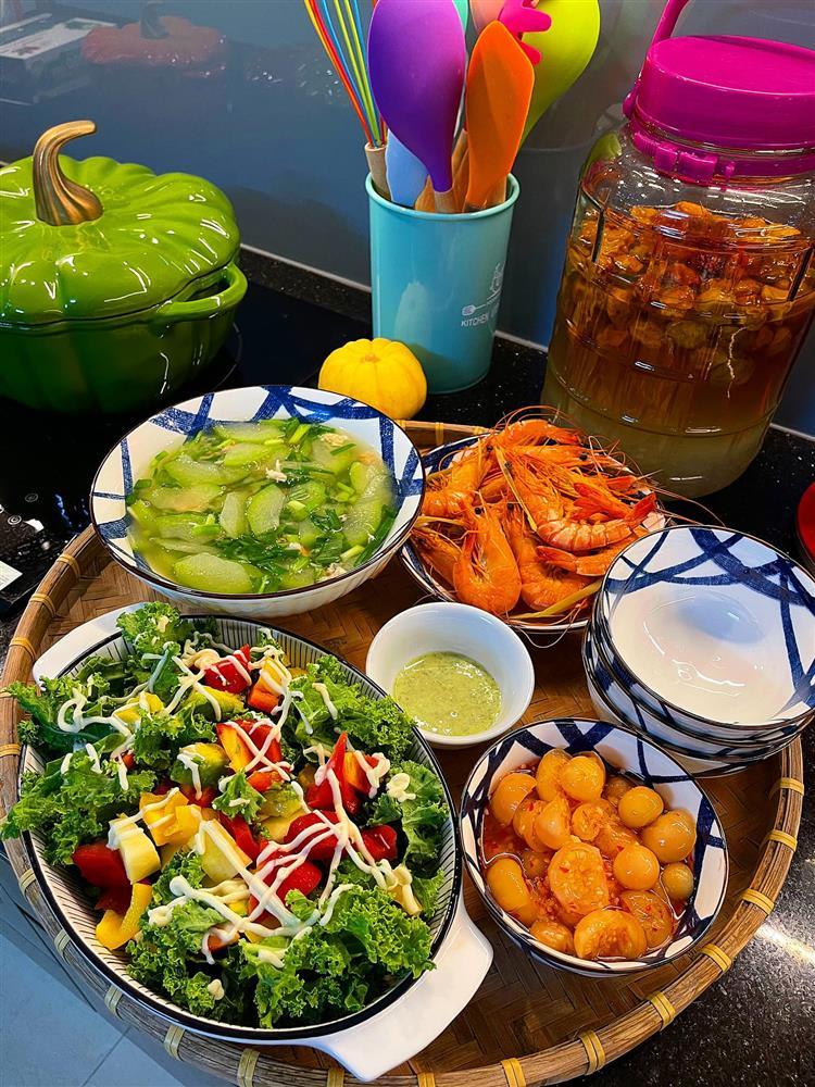 Ngắm loạt mâm cơm 4 người vừa đầy ú ụ vừa ngon nhức nách-4