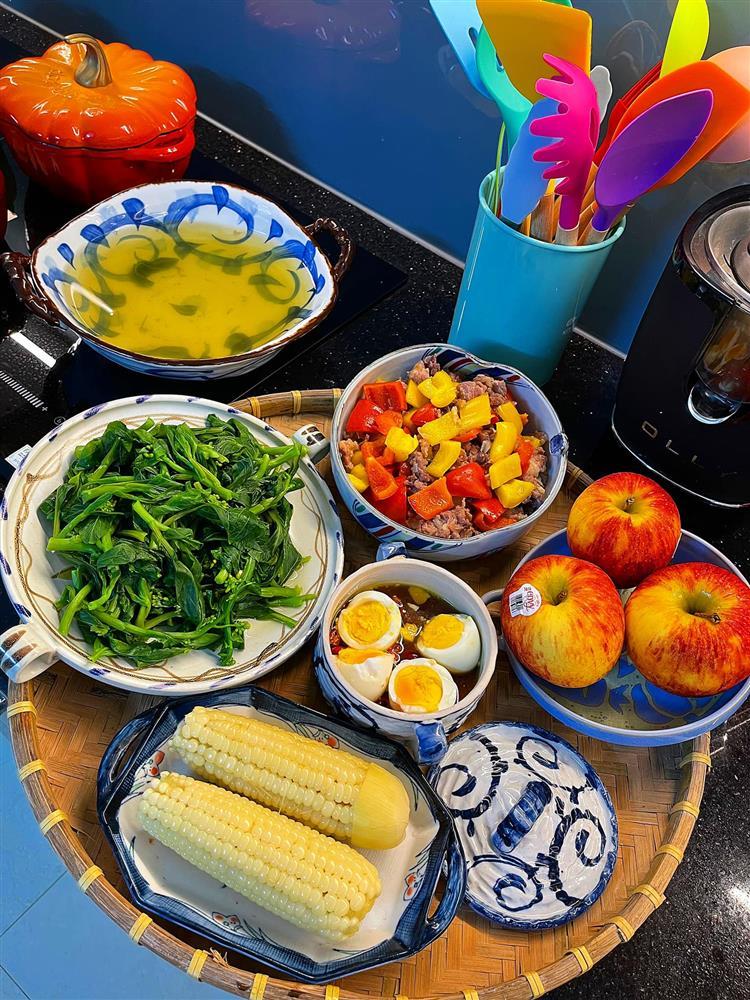 Ngắm loạt mâm cơm 4 người vừa đầy ú ụ vừa ngon nhức nách-8