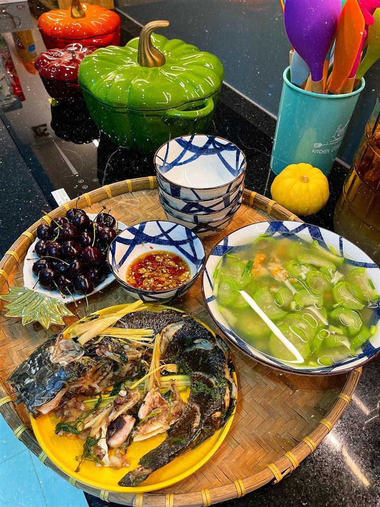 Ngắm loạt mâm cơm 4 người vừa đầy ú ụ vừa ngon nhức nách-11