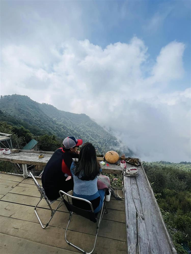 Hồng Đăng xả ảnh tình bên vợ, xưng hô con điên cực hài-5