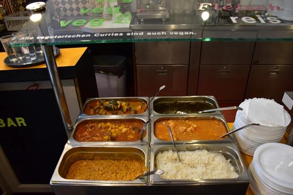 Những nhà hàng kỳ lạ ở Nhật Bản-1