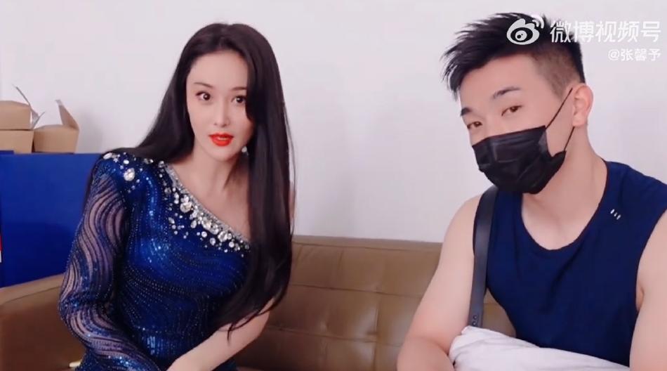 Hôn nhân hạnh phúc của mỹ nhân thị phi Trương Hinh Dư-6