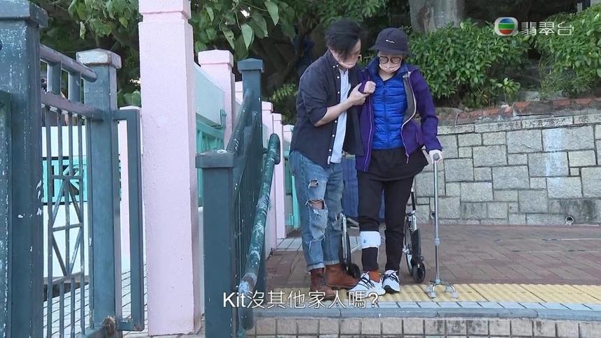 Á hậu Hong Kong bị liệt nửa người-4