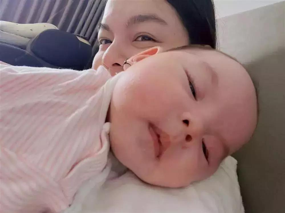 Phạm Quỳnh Anh xúc động vì việc làm của 2 ái nữ-3