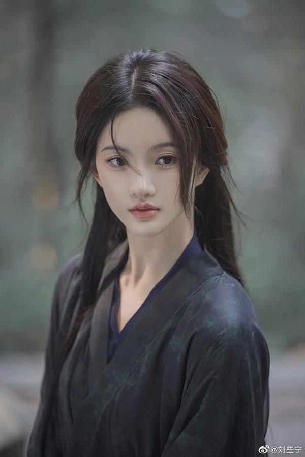 Ngô Cẩn Ngôn - Bạch Lộc đẹp xuất sắc nhưng có bằng Dương Dương?-10