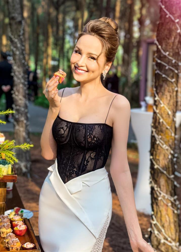 Diễm Hương lên tiếng tin đồn kết hôn lần 3, yêu đồng giới-2