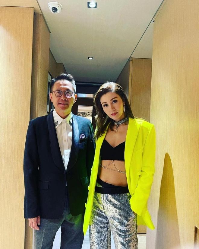 Theo Lý Gia Hân, vợ chồng cô không có bí mật riêng. Cả hai biết mật khẩu mở điện thoại của nhau. Trong cuộc sống hôn nhân, Lý Gia Hân và Hứa Tấn Hanh cũng không tránh khỏi mâu thuẫn.