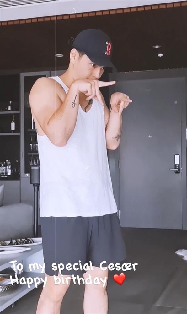 Hết hồn loạt tạo dáng lạ lùng của chồng Ngô Thanh Vân-2