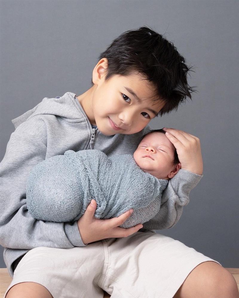 Cận cảnh 3 người con của MC Miss Grand ai cũng mê-16