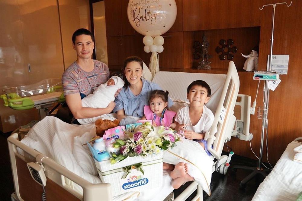 Cận cảnh 3 người con của MC Miss Grand ai cũng mê-11