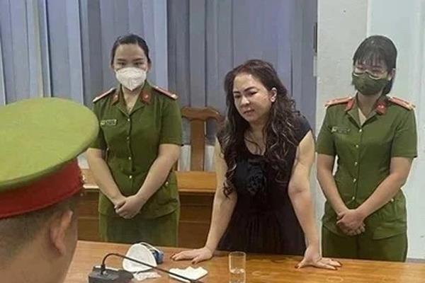 NÓNG: Khởi tố 3 trợ lý của bà Nguyễn Phương Hằng-4