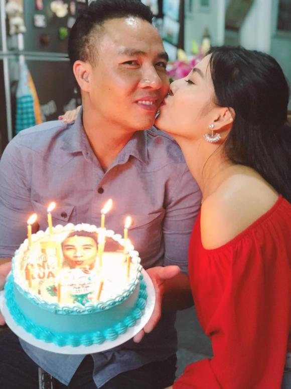 MC Hoàng Linh khoe chồng đạo diễn cho tiền, đếm số 0 chỉ biết ước-1