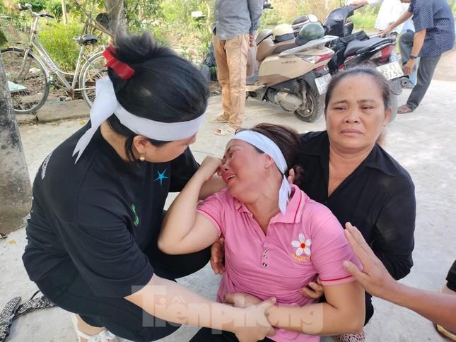 Tang lễ người phụ nữ bị đánh chết trong khách sạn ở Cà Mau-3