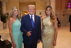 Ông Trump hội ngộ vợ cũ trước lễ cưới con gái Tiffany