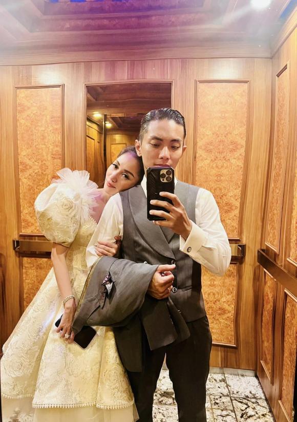 Phan Hiển than thở đám cưới gần sát nhưng vợ chồng đều bận-2