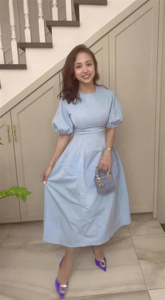 Vân Hugo đọ sắc Hồ Ngọc Hà, mẹ bỉm nào ấn tượng hơn?-14