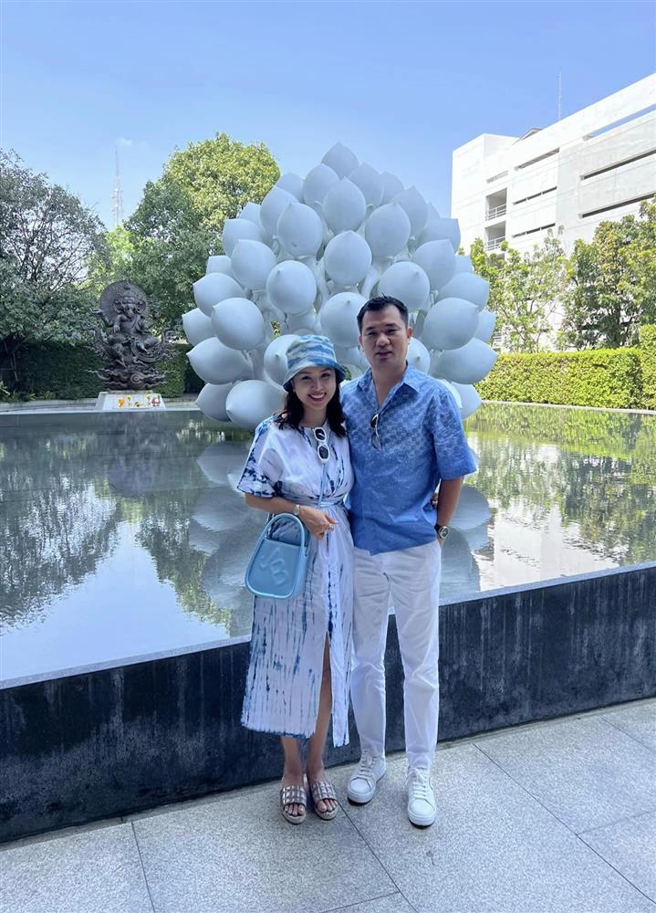 Vân Hugo đọ sắc Hồ Ngọc Hà, mẹ bỉm nào ấn tượng hơn?-13