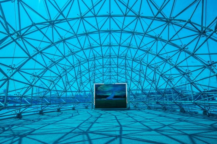 Chiêm ngưỡng nhà thờ hình chiếc giày cao gót lấp lánh như pha lê-6