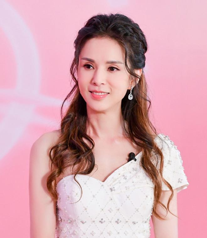 Nhan sắc Tiểu Long Nữ Lý Nhược Đồng ra sao qua CAM thường?-6