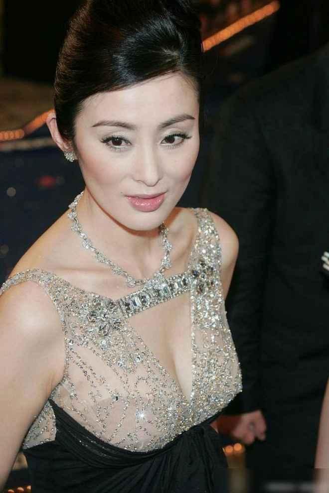 Nữ thần bài của Châu Tinh Trì: Khổ vì yêu, giờ thành doanh nhân tỷ phú-5