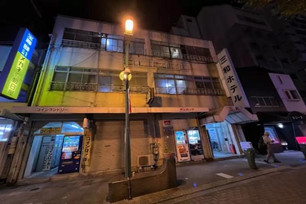 Tòa lâu đài 1.000 năm tuổi giá 2,3 triệu USD-1