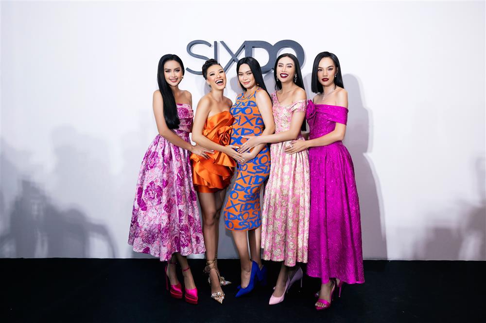 Angela Phương Trinh bung tua rua, Lan Ngọc đi cà kheo trên thảm đỏ-2